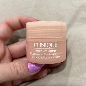 Clinique moisture surge mini